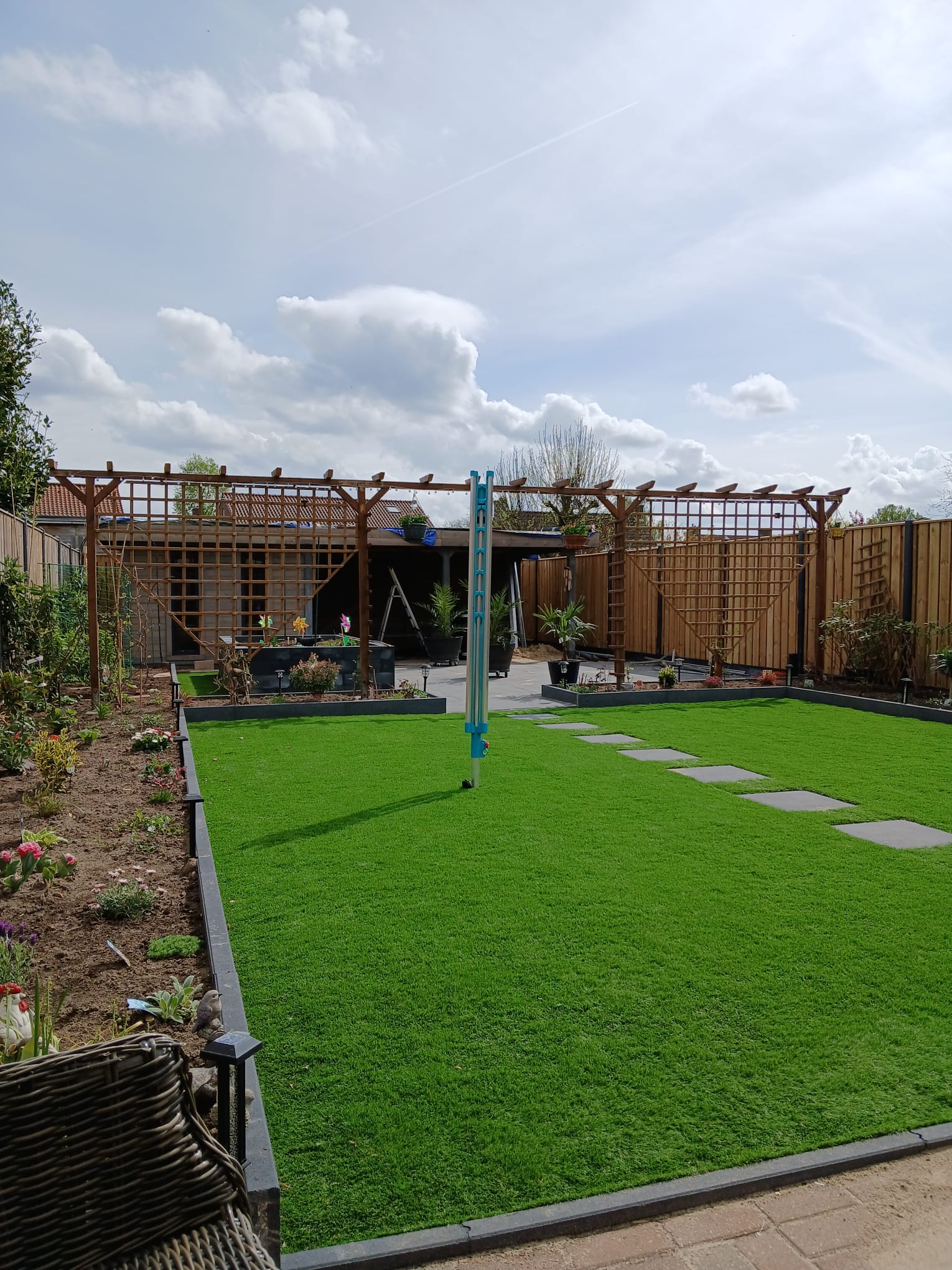 Ruime luxueuze tuin